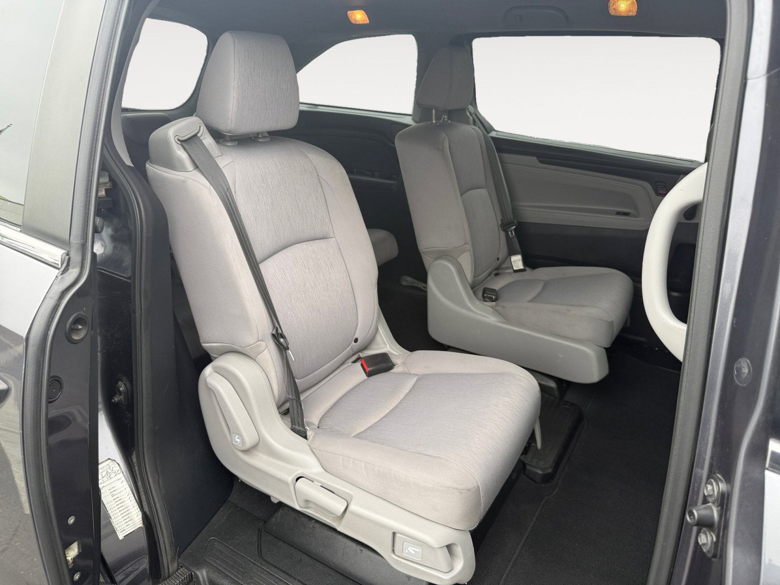 2020 Honda Odyssey LX photo 17