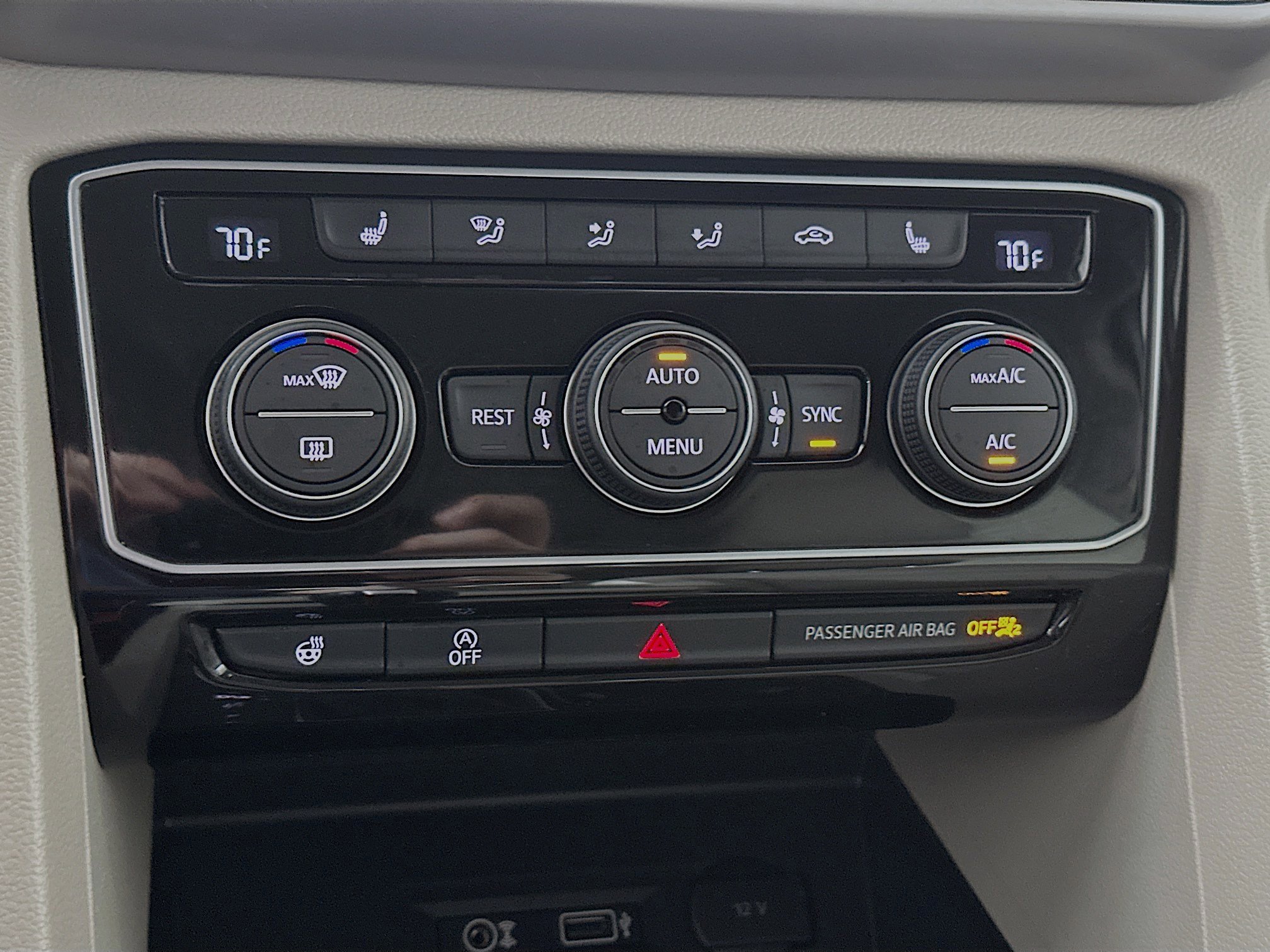 2019 Volkswagen Atlas V6 SEL photo 14