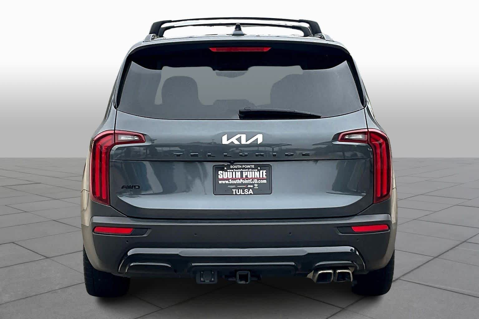 2022 Kia Telluride EX photo 4