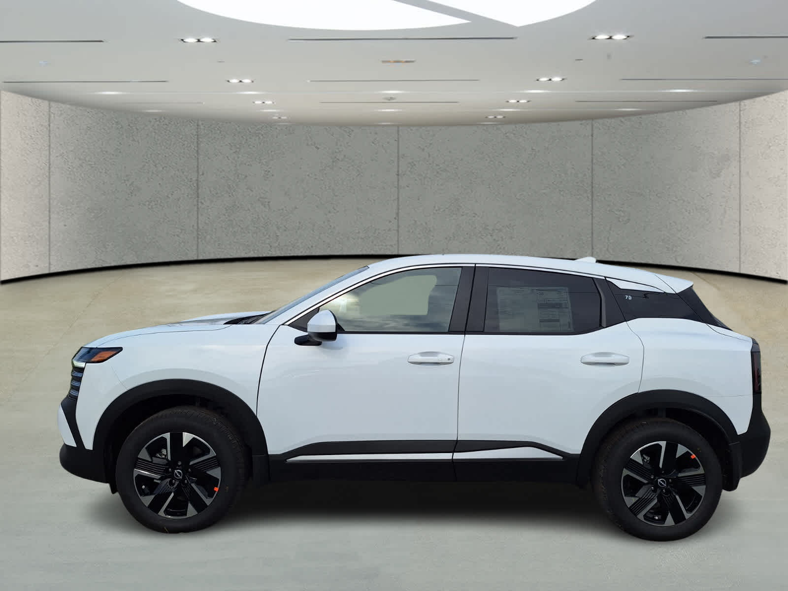 2025 Nissan Kicks SV photo 2