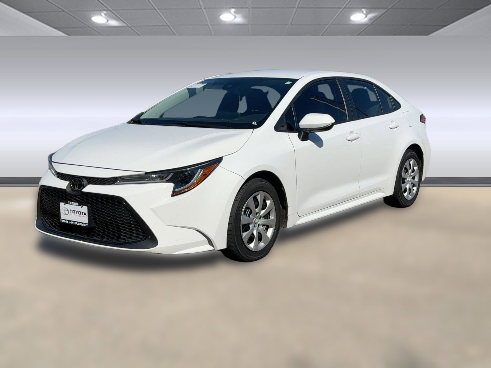 Used 2022 Toyota Corolla LE with VIN 5YFEPMAE7NP315104 for sale in Mount Pleasant, TX