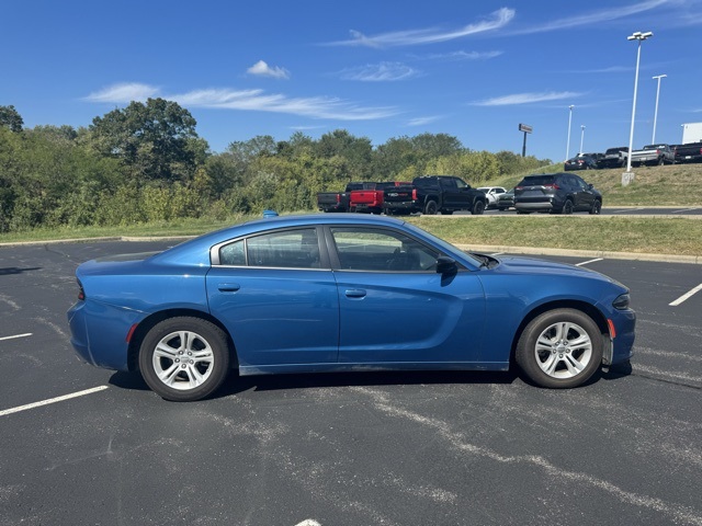 2023 Dodge Charger SXT photo 2