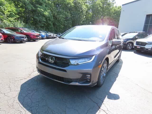 2026 Honda Odyssey Touring's photo