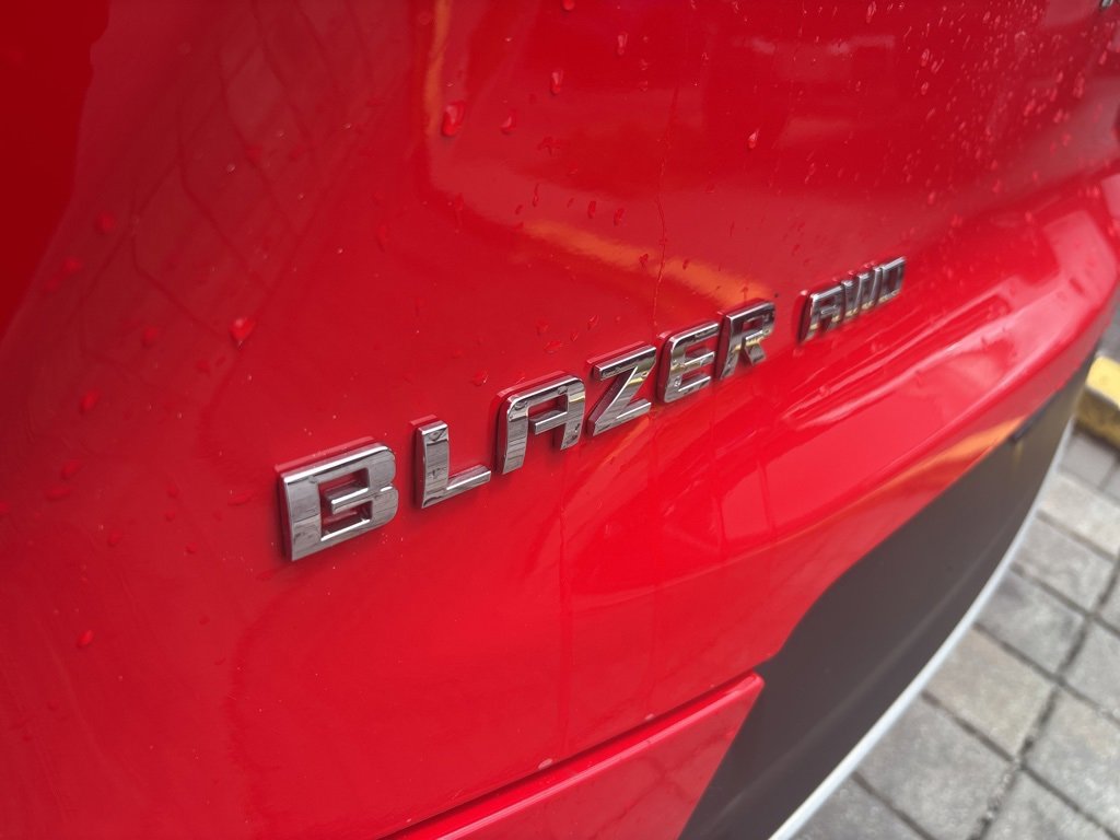 2023 Chevrolet Blazer 2LT photo 9