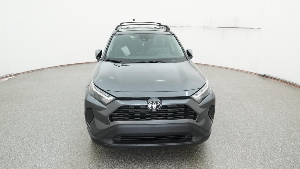 2025 Toyota RAV4 XLE photo 2