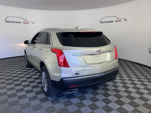 2017 Cadillac XT5 Luxury photo 9