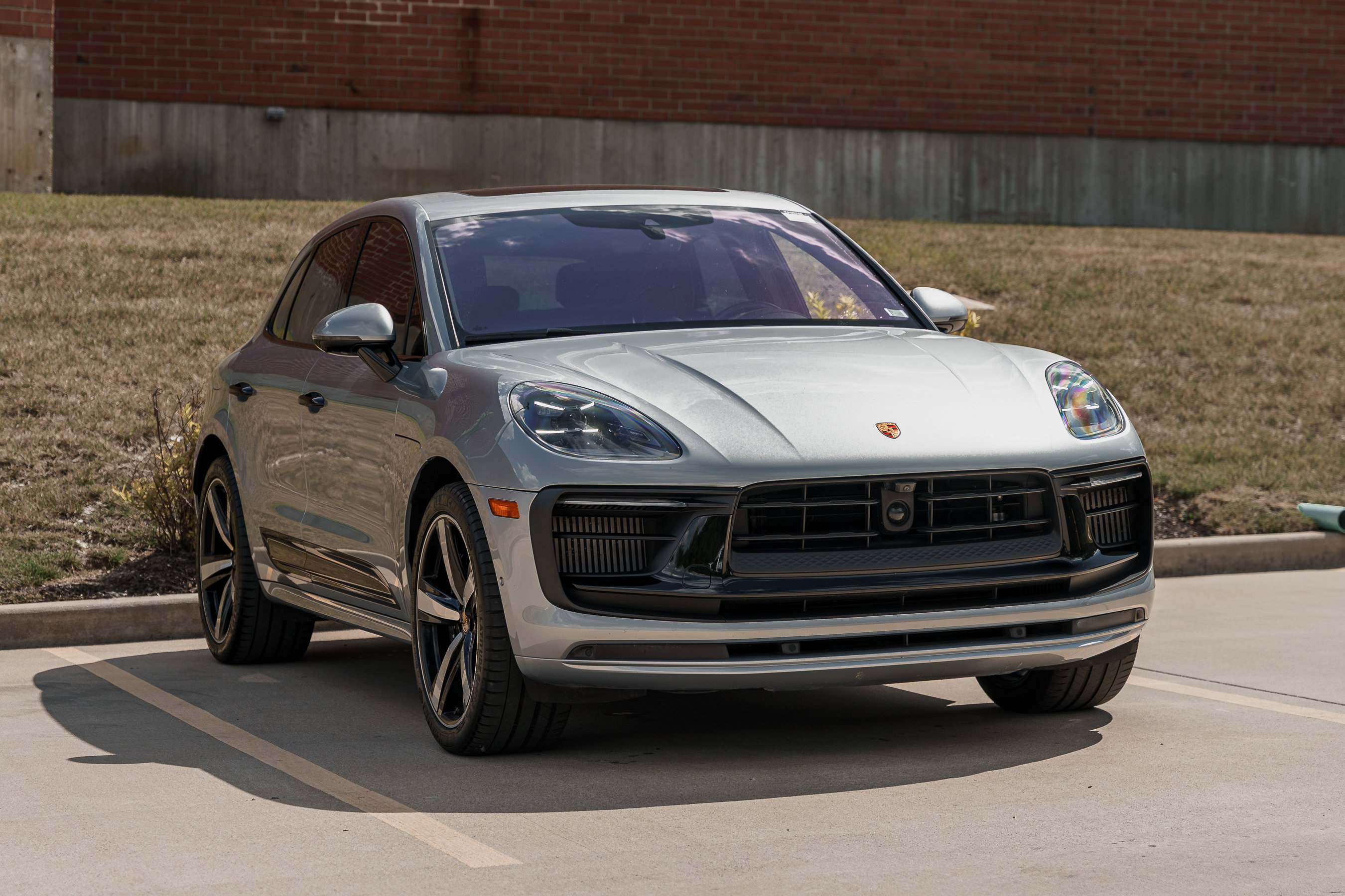 2022 Porsche Macan GTS photo 2