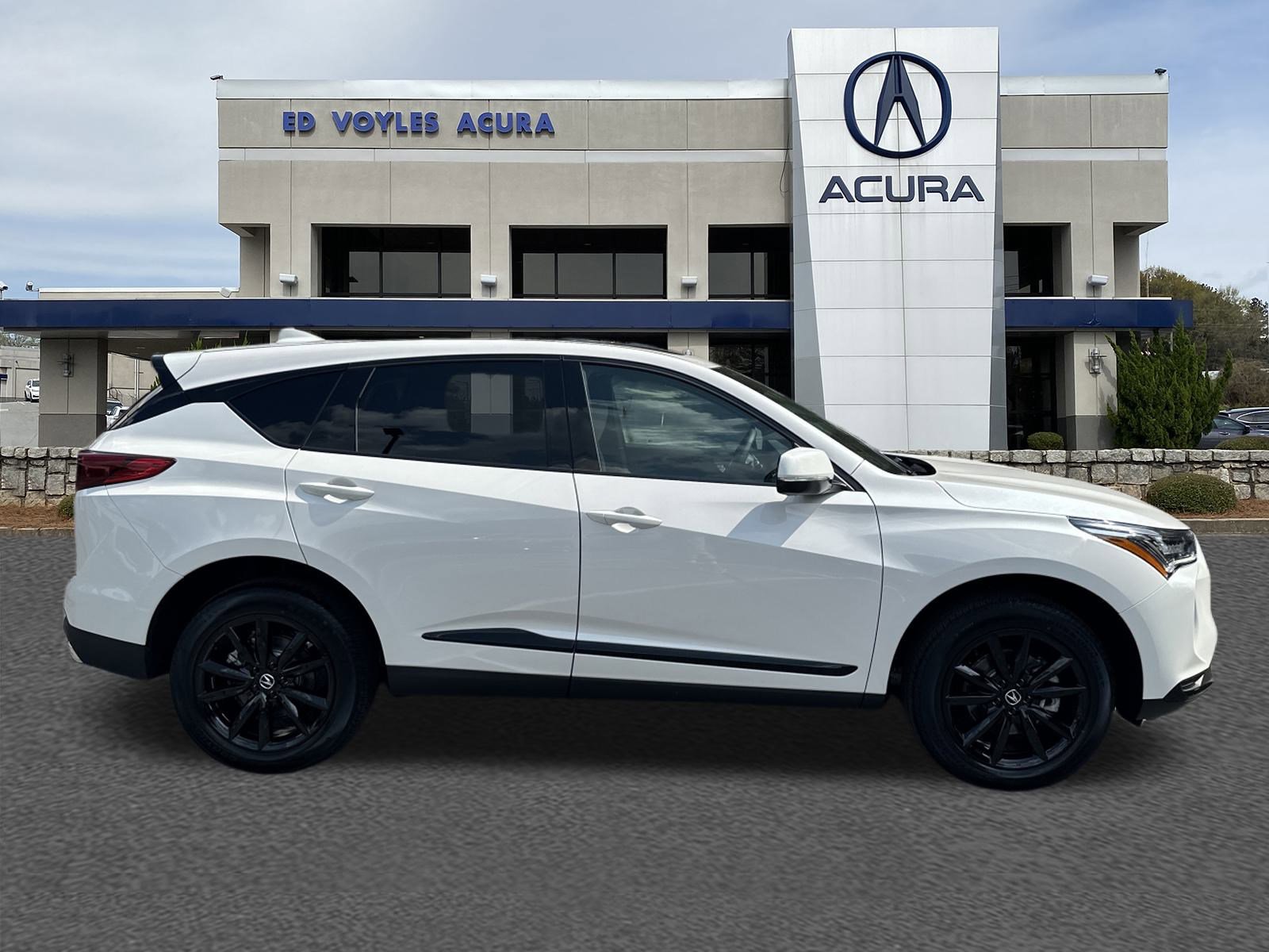 2025 Acura RDX photo 4