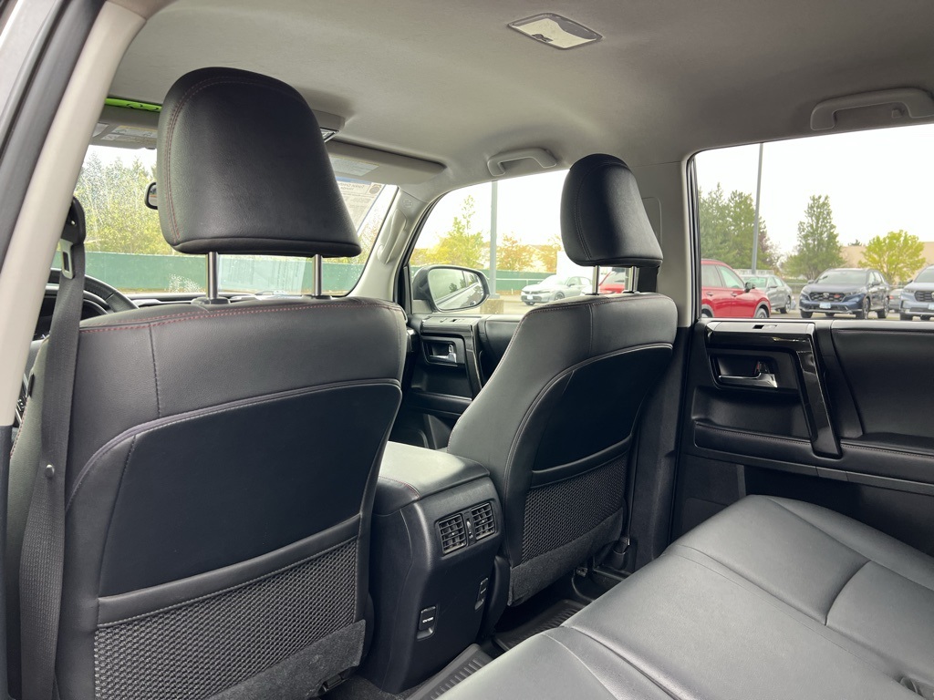 2019 Toyota 4Runner TRD Off-Road Premium photo 27
