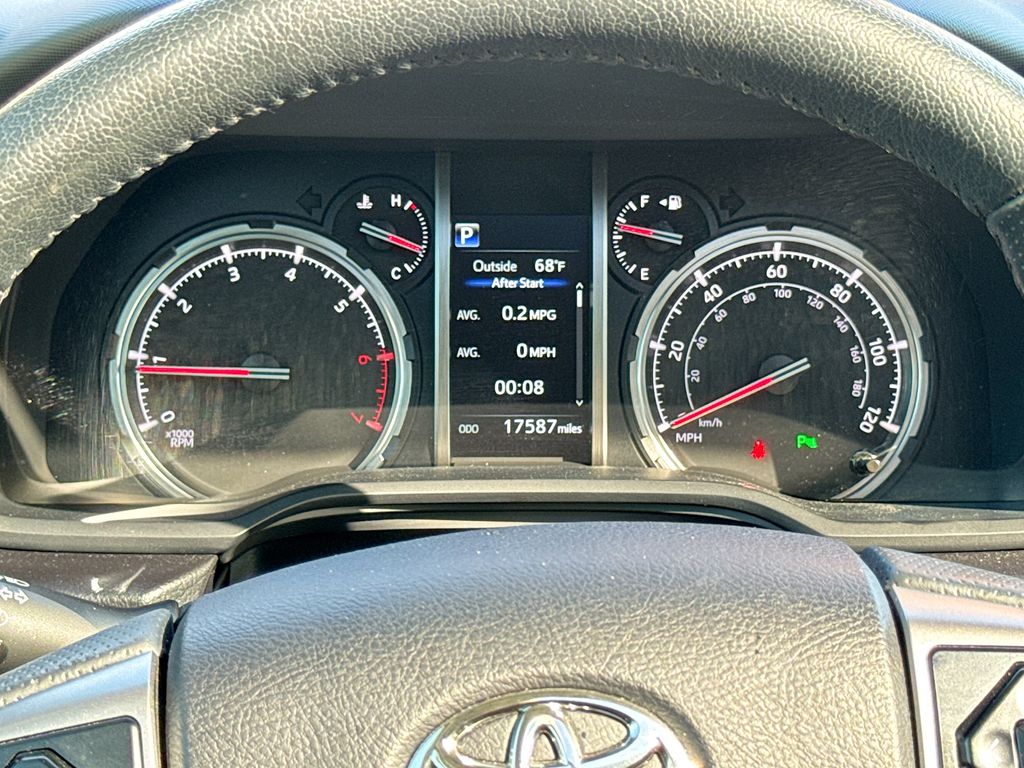 2024 Toyota 4Runner Limited photo 2