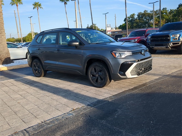 2025 Volkswagen Taos S photo 2