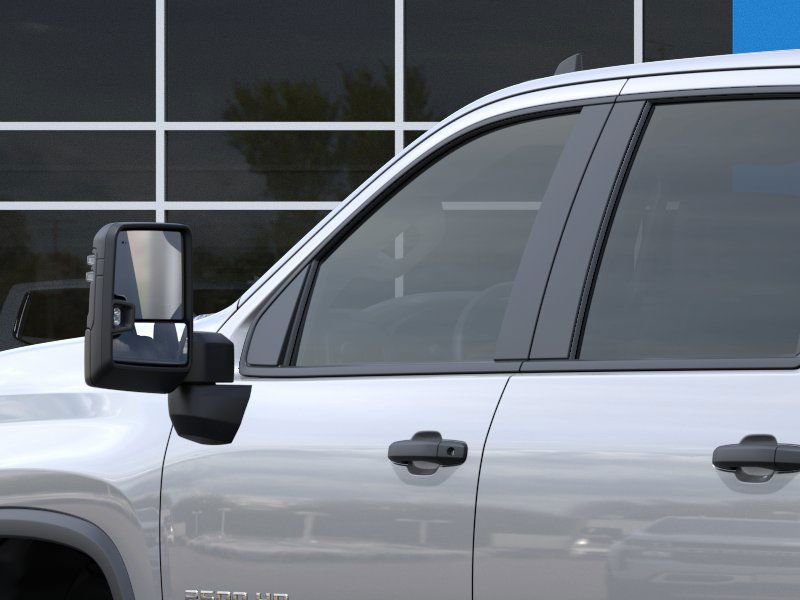 2025 Chevrolet Silverado 2500HD Custom photo 12