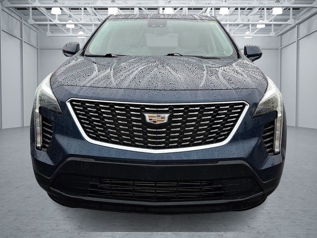 2021 Cadillac XT4 Luxury photo 2