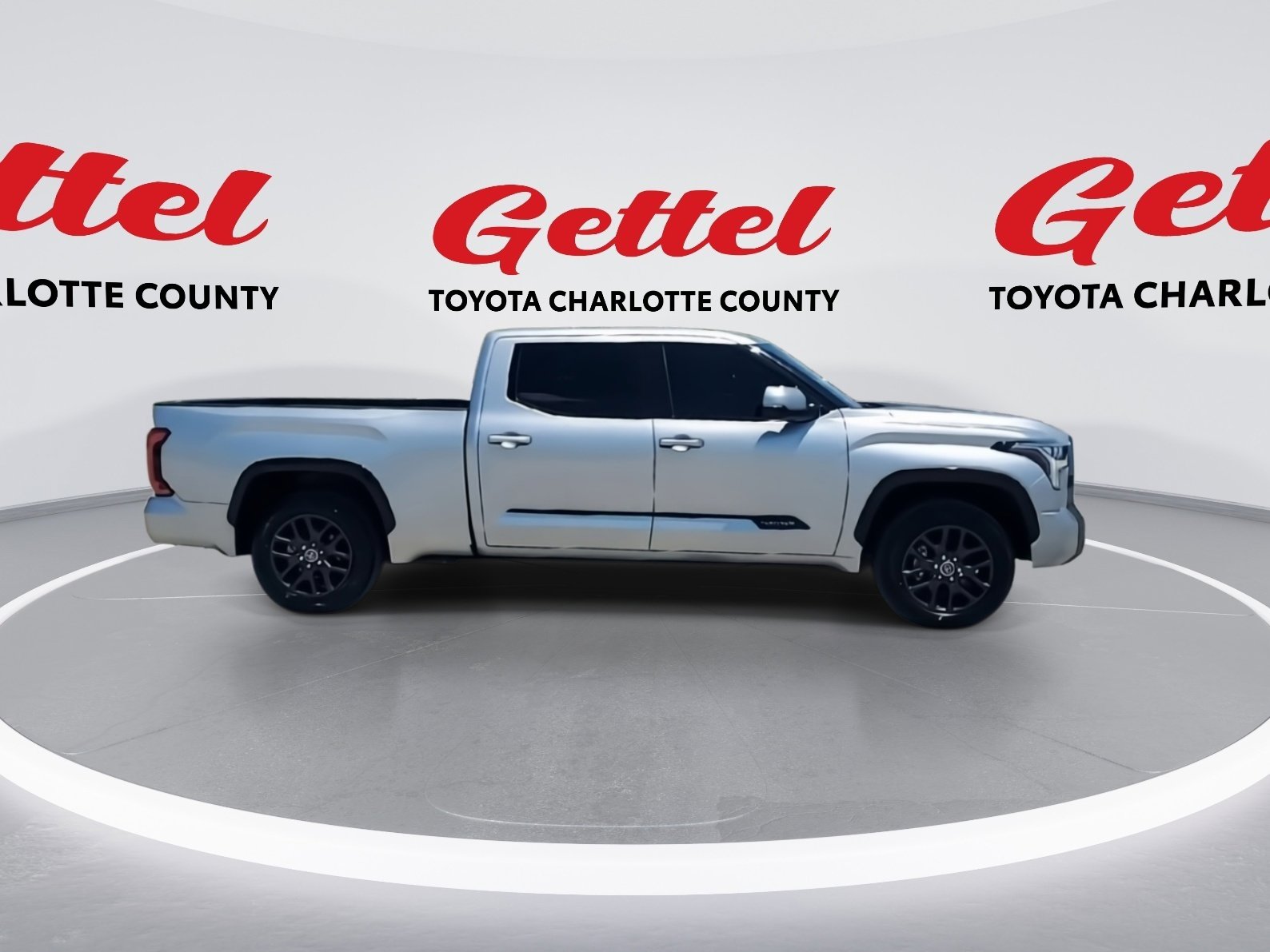 2023 Toyota Tundra Platinum photo 9