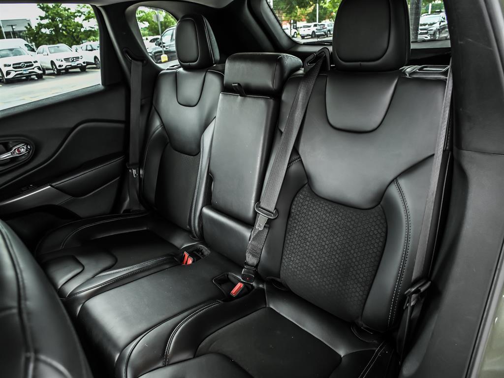 2020 Jeep Cherokee Latitude photo 12