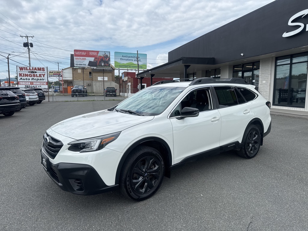 2020 Subaru Outback Onyx Edition XT photo 3