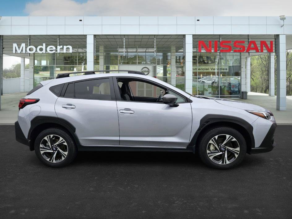 2024 Subaru Crosstrek Premium photo 3
