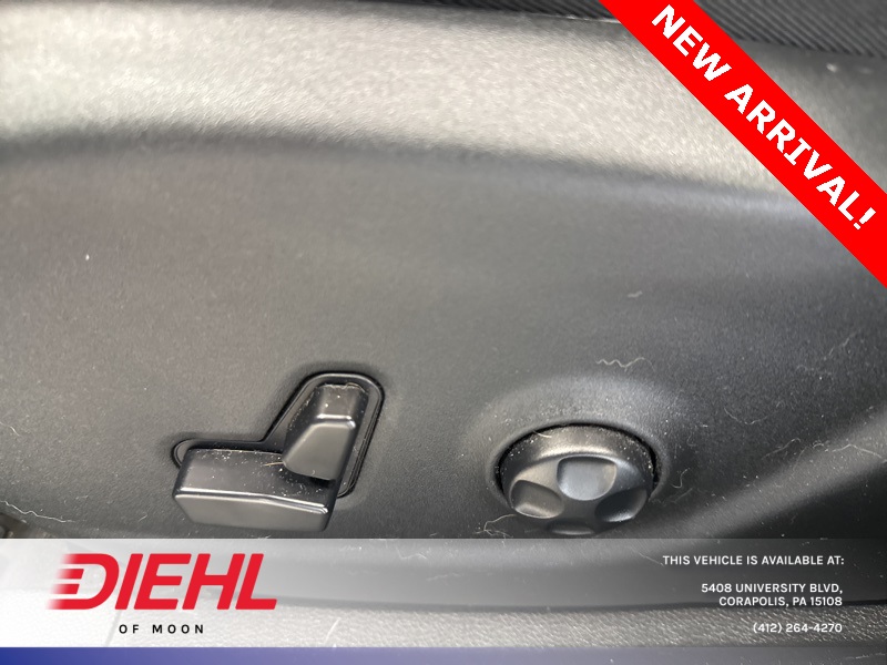 2019 Jeep Cherokee Altitude photo 18