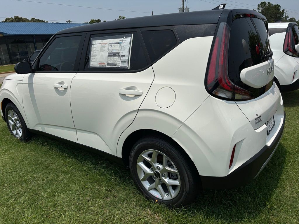 2025 Kia Soul S photo 5