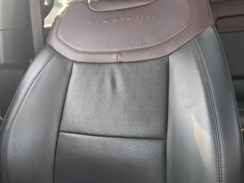 2021 Ford Explorer Platinum photo 5
