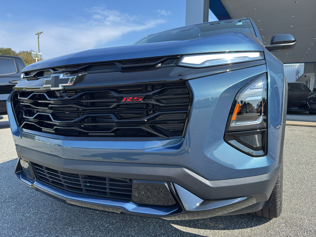 2026 Chevrolet Equinox RS photo 9