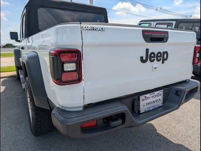 2020 Jeep Gladiator Sport photo 19
