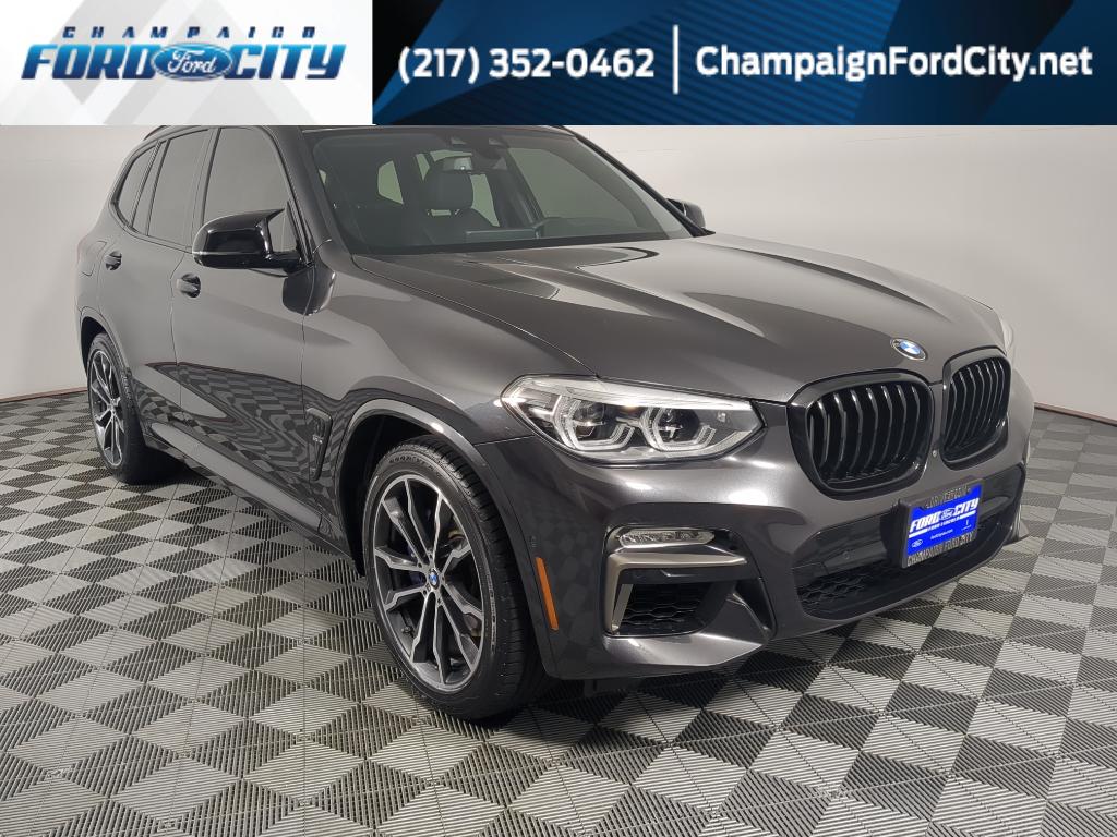 2019 BMW X3 40i's photo