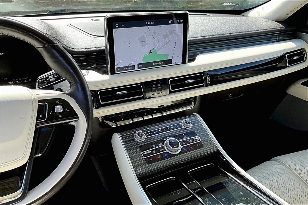 Image of Pre-Owned 2022 Lincoln Aviator Black Label