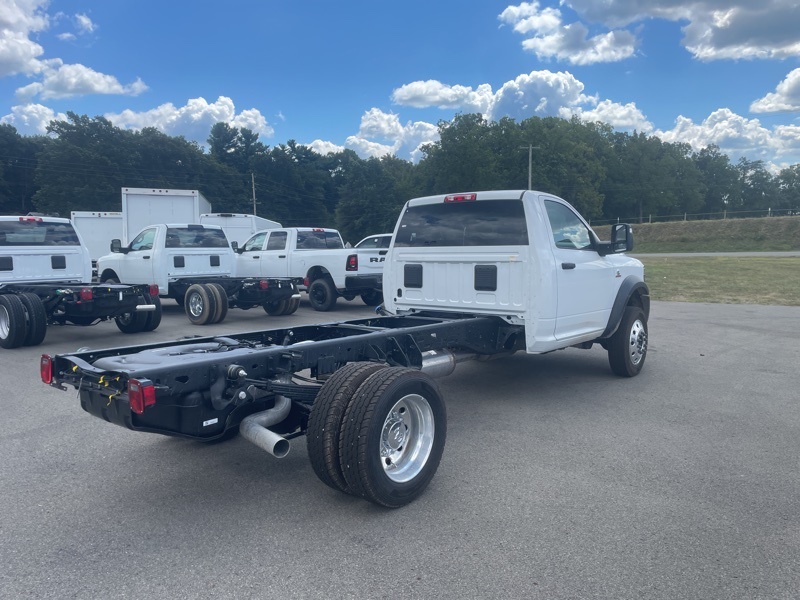 2026 Ram 5500 Tradesman photo 3