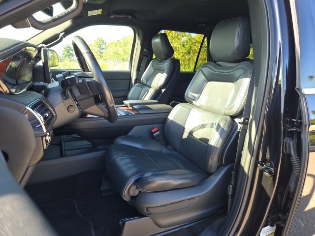 2024 Lincoln Navigator L Premiere photo 10