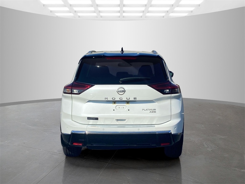 2024 Nissan Rogue Platinum photo 8