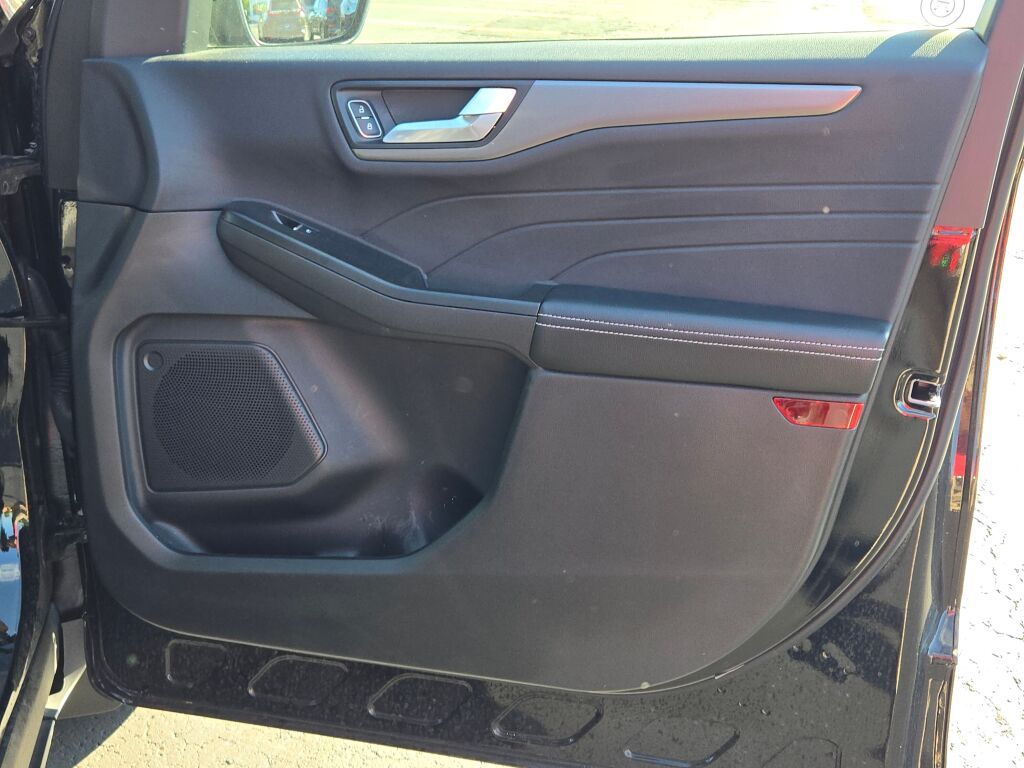 2024 Ford Escape Plug-In Hybrid Base photo 7