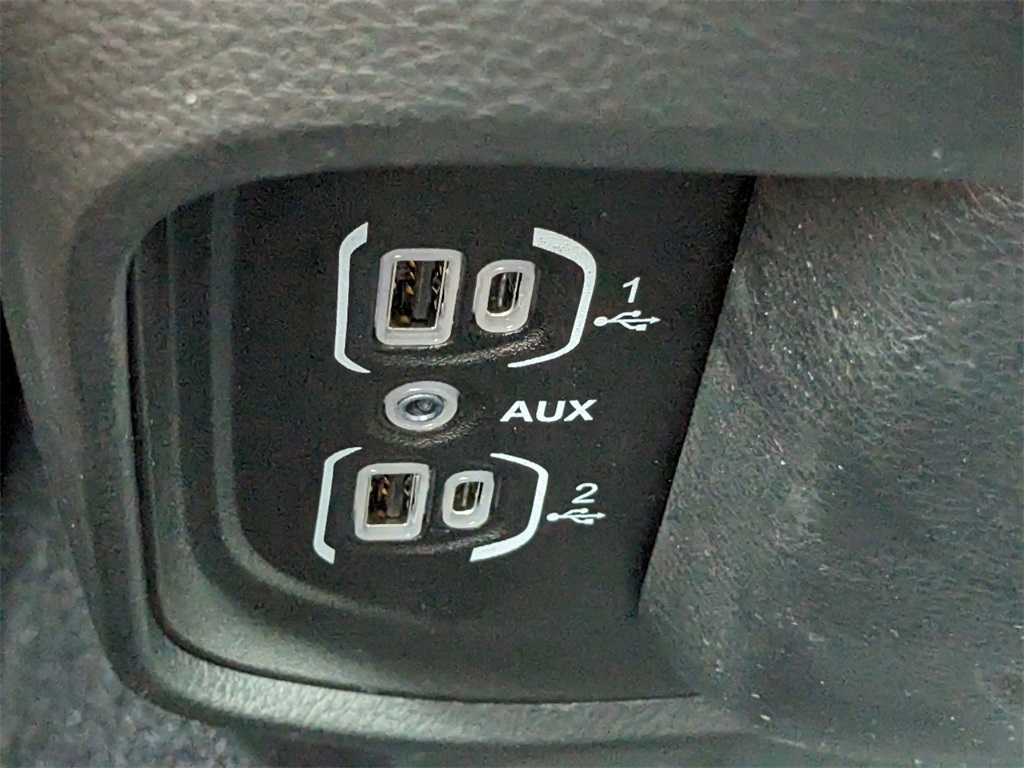2025 Ram 1500 Tradesman photo 15