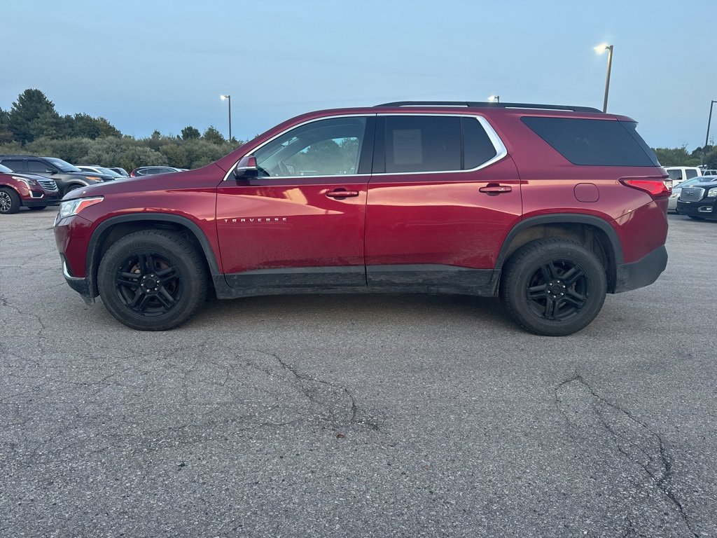 2020 Chevrolet Traverse Leather photo 2