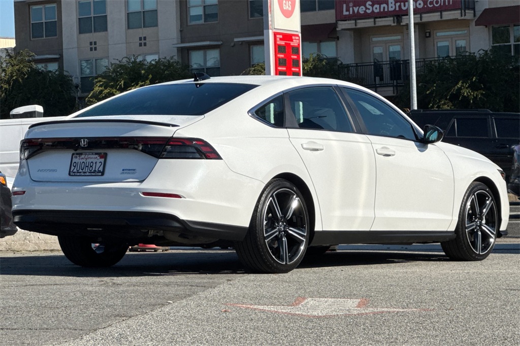 2024 Honda Accord Hybrid Sport photo 2