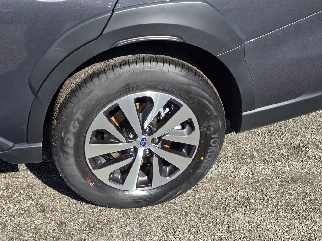 2025 Subaru Outback Premium photo 4