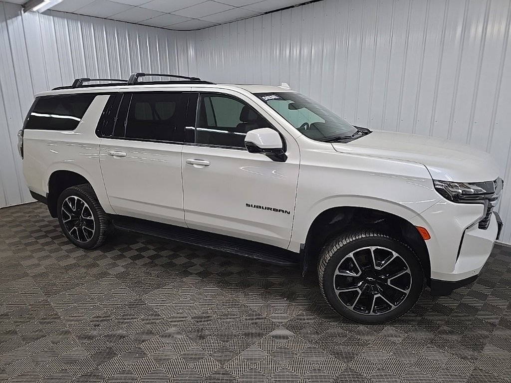 2022 Chevrolet Suburban RST's photo