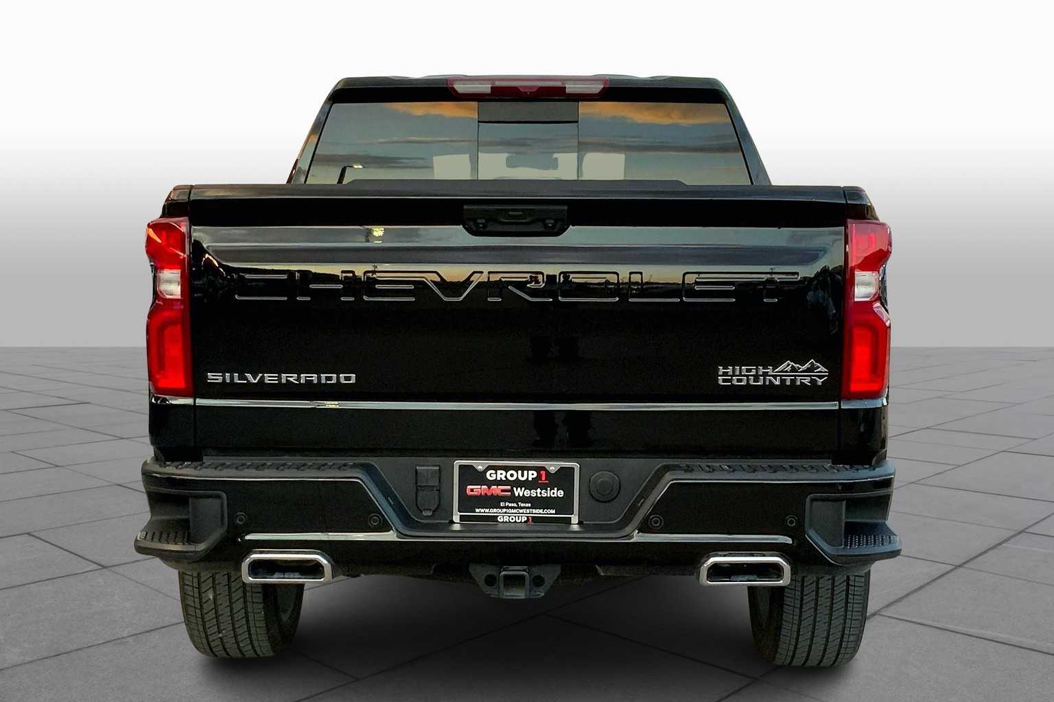 2024 Chevrolet Silverado 1500 High Country photo 6
