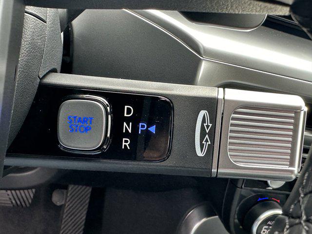 2026 Hyundai Ioniq SEL photo 25