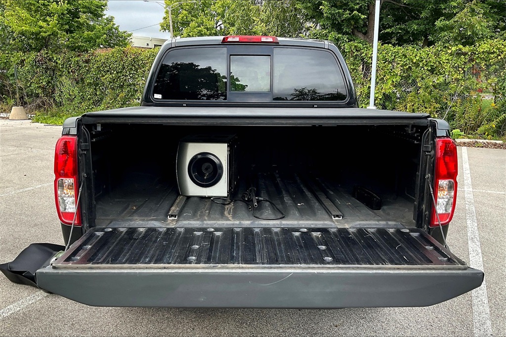2019 Nissan Frontier SL photo 26