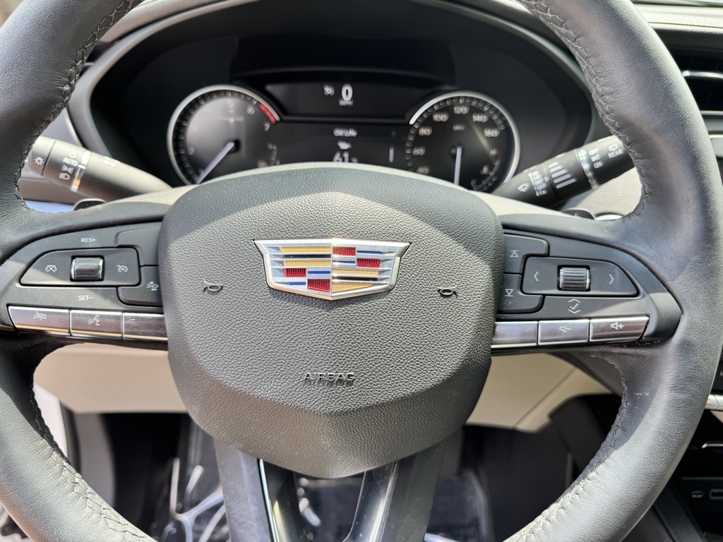 2023 Cadillac XT4 Luxury photo 21
