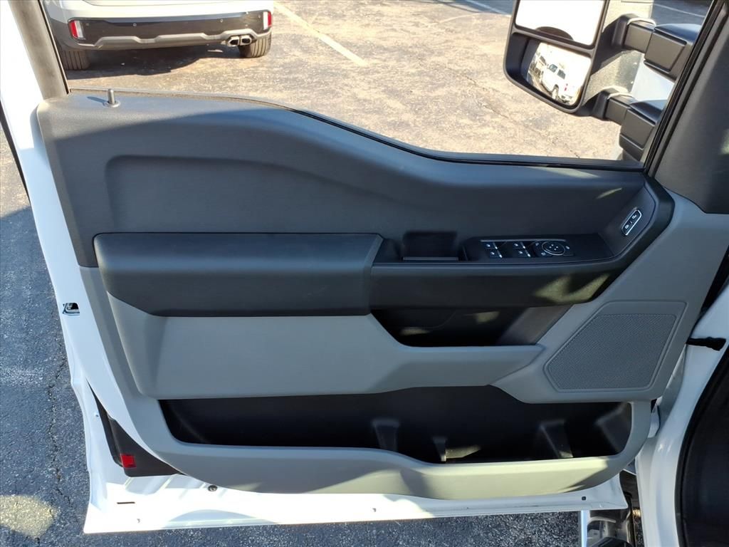 2024 FORD F-250 - Image 16