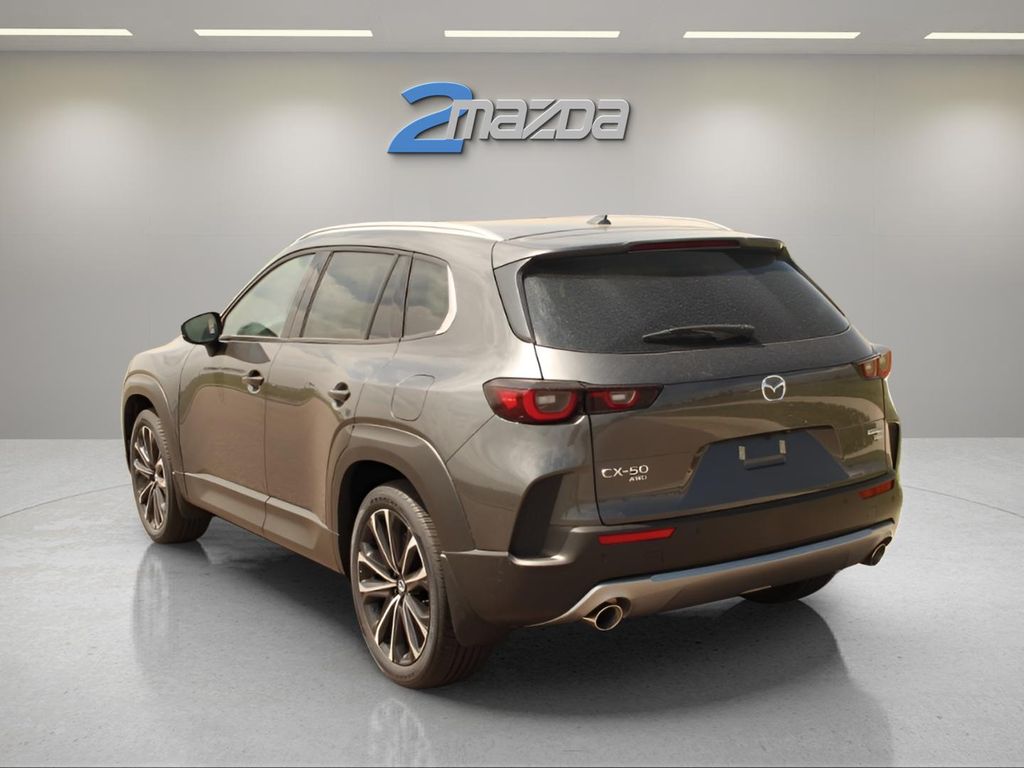 2025 Mazda CX-50 Premium Plus photo 3