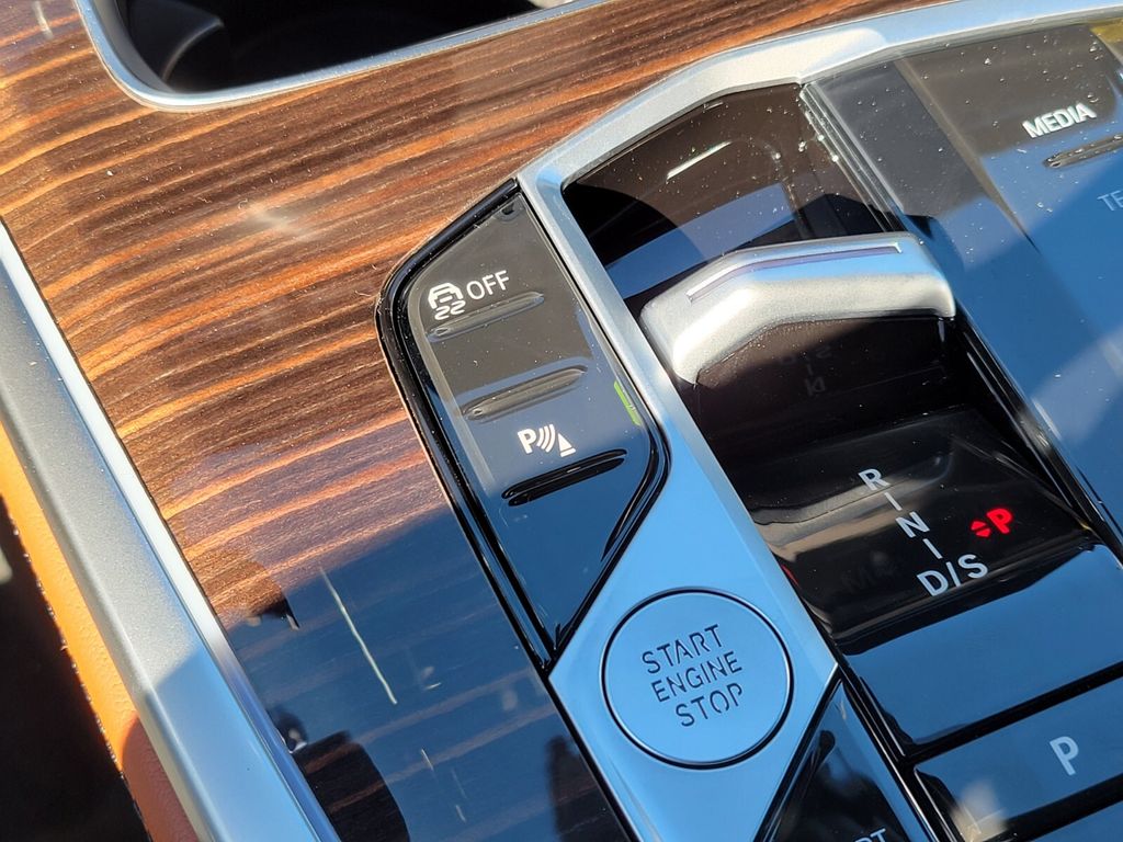 2026 Bmw X7 xDrive40i photo 25