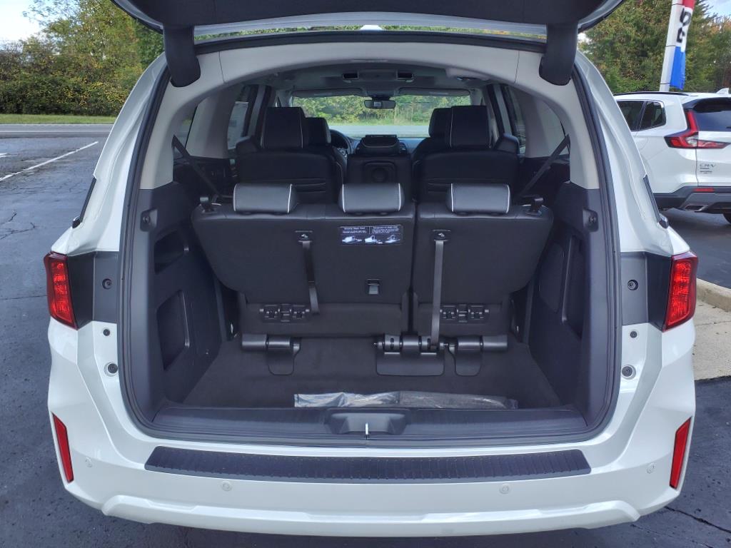 2025 Honda Odyssey Elite photo 5