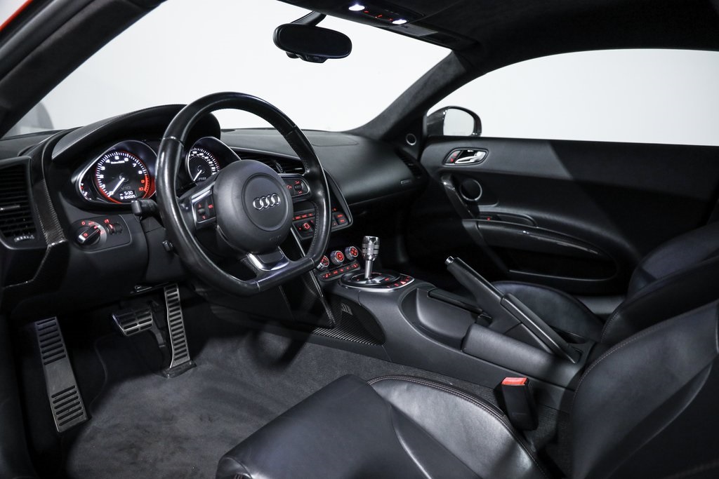 2012 Audi R8 Coupe photo 33