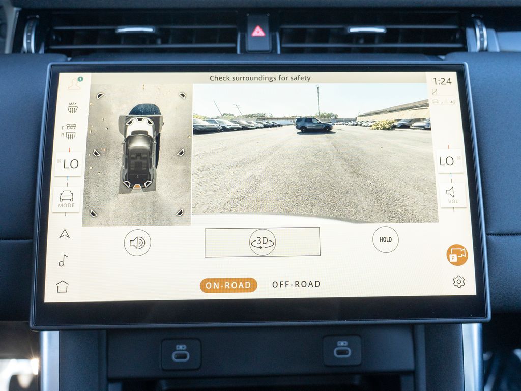 2024 Land Rover Discovery Sport S photo 23