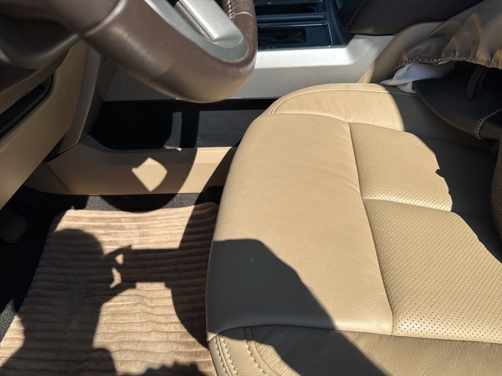 2019 Ford F-150 Lariat photo 6