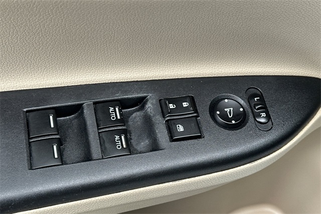 2016 Honda Accord EX-L V6 photo 13