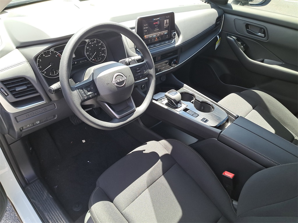 2026 Nissan Rogue S photo 18